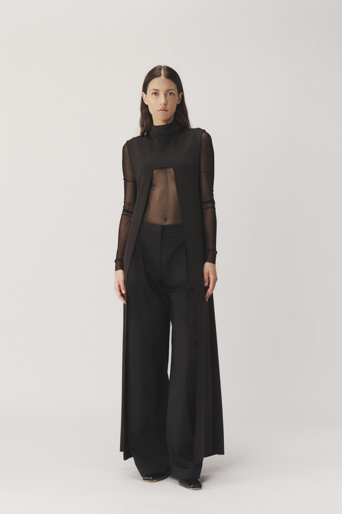 "AVY" TOP