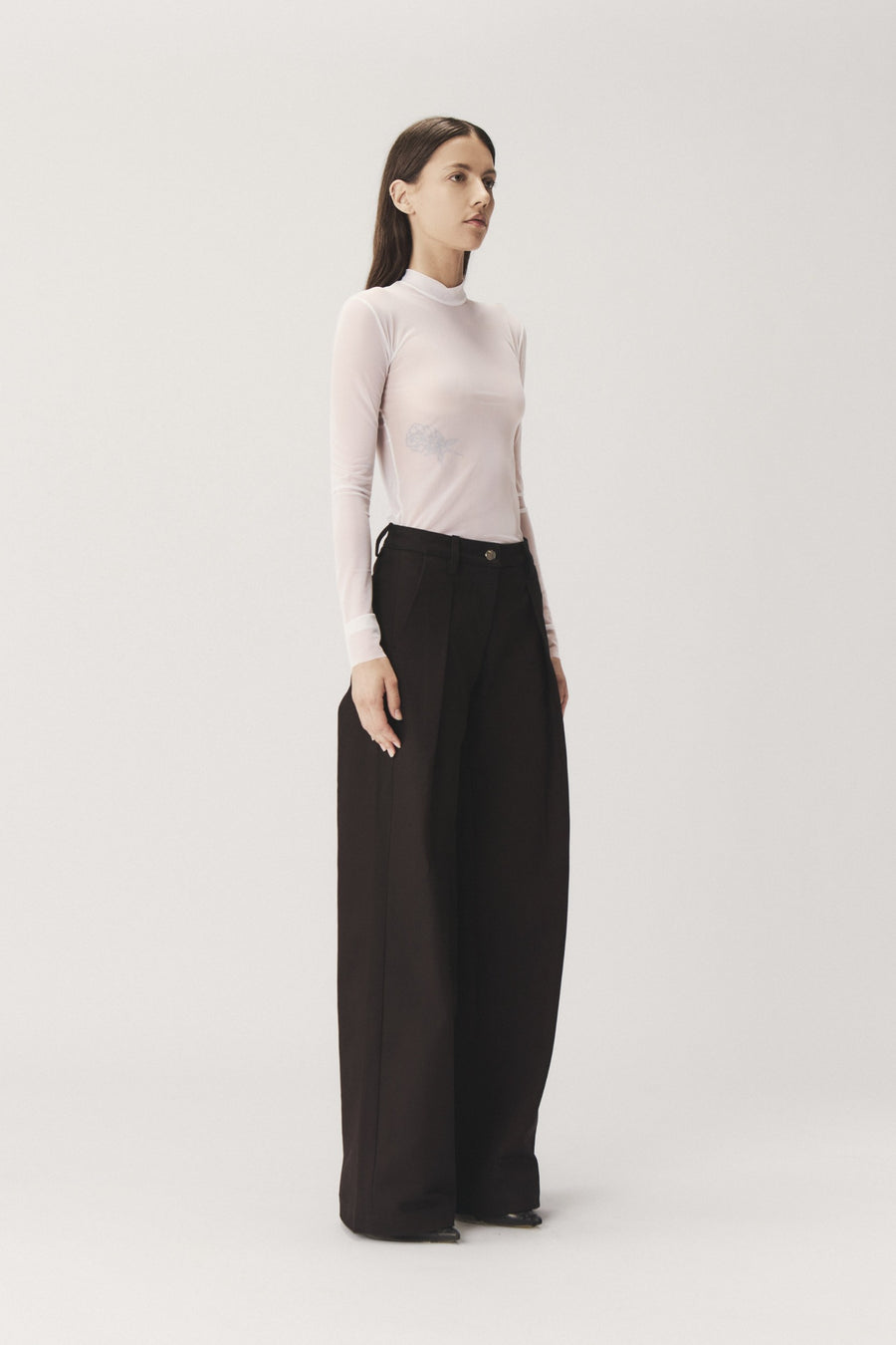 "NOESIS" PLEATED DENIM PANTS - BLACK